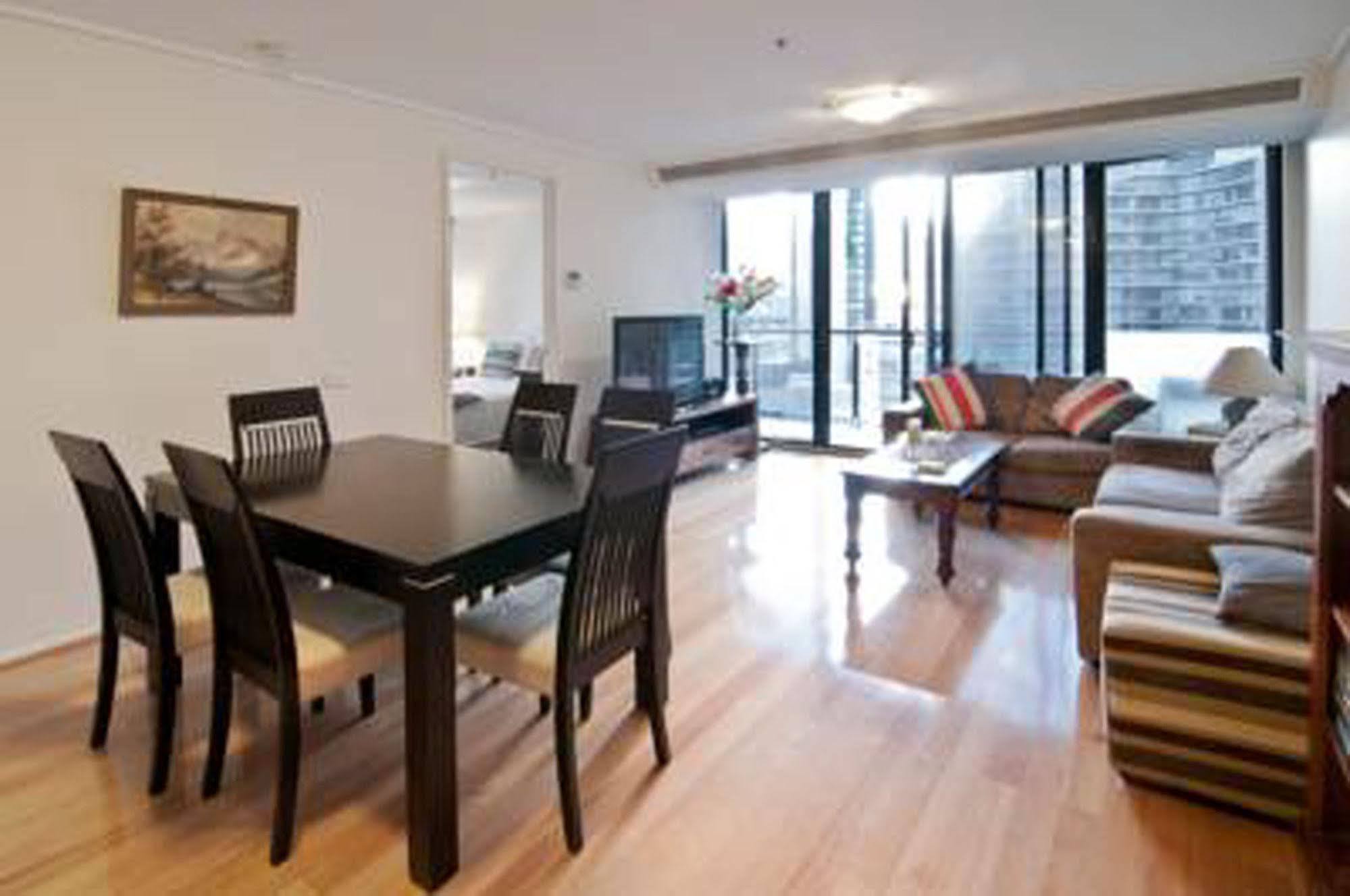 Inner Melbourne Serviced Apartments Экстерьер фото