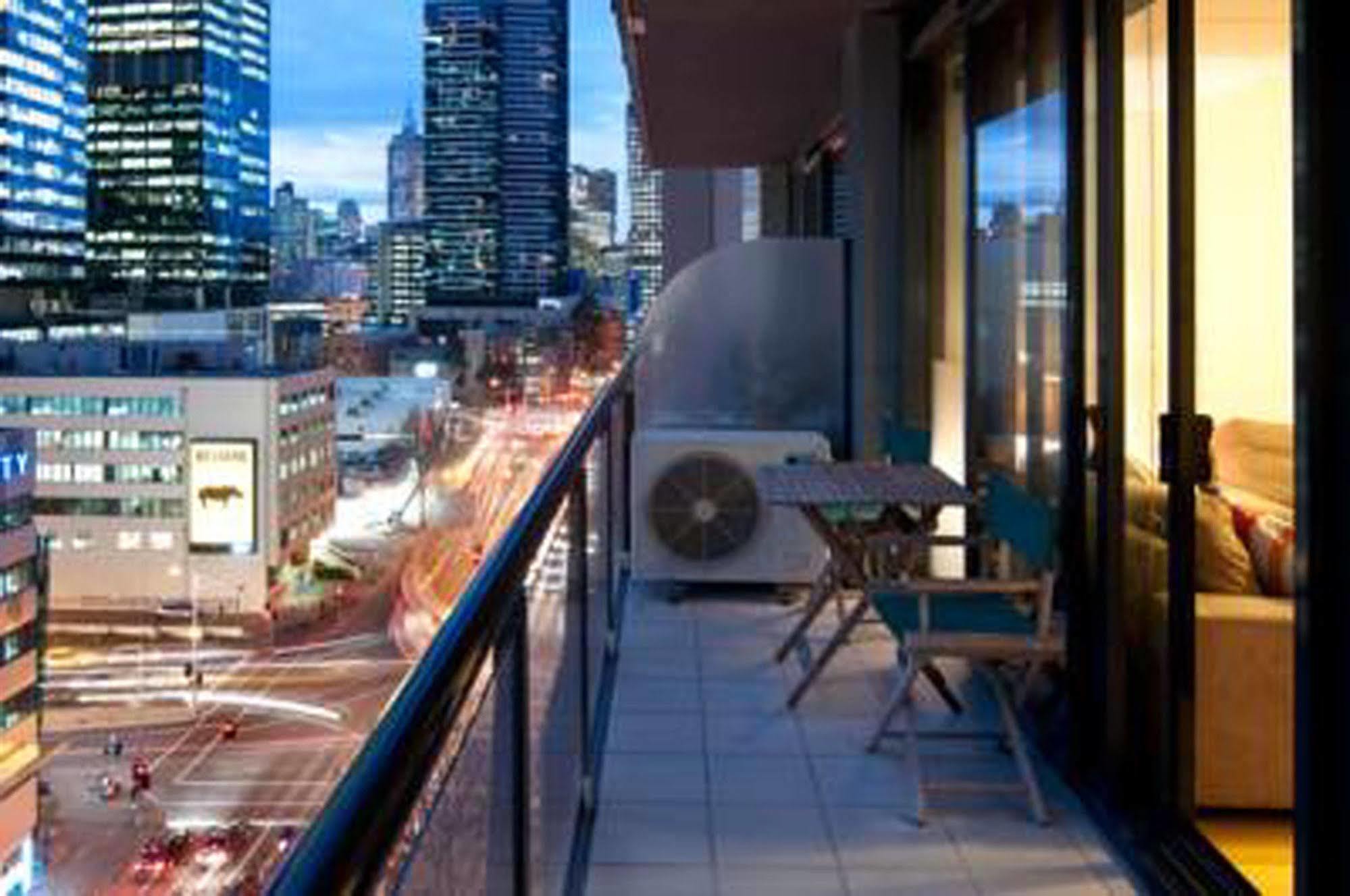 Inner Melbourne Serviced Apartments Экстерьер фото