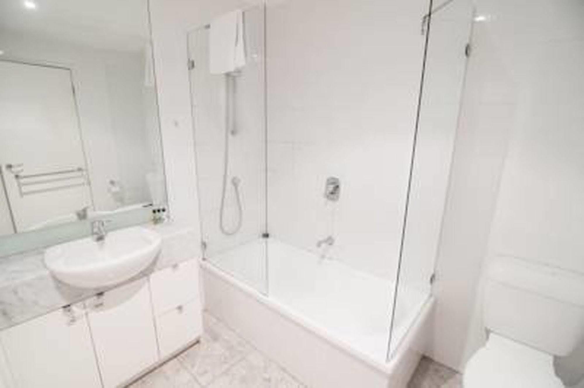 Inner Melbourne Serviced Apartments Экстерьер фото