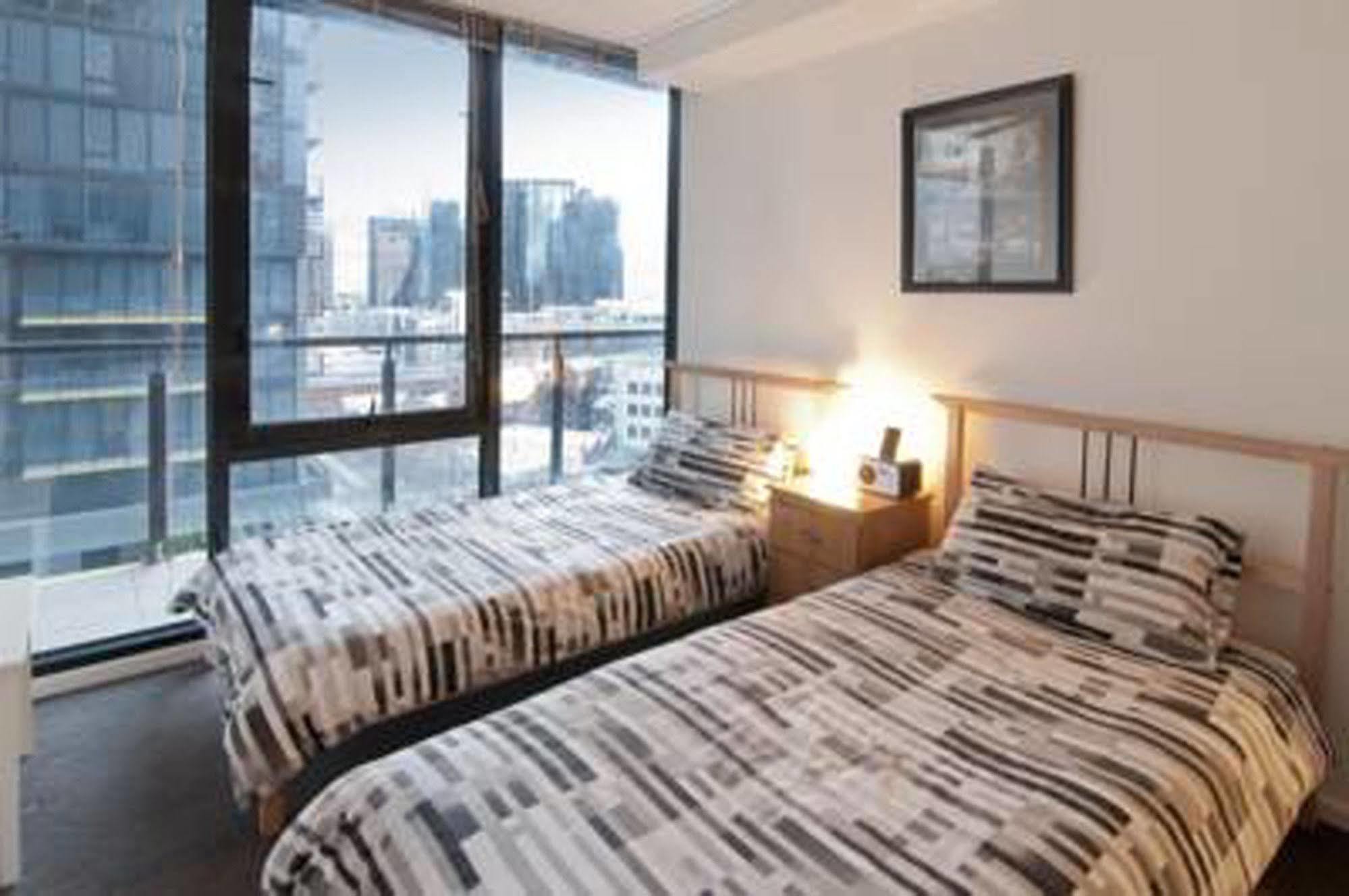 Inner Melbourne Serviced Apartments Экстерьер фото