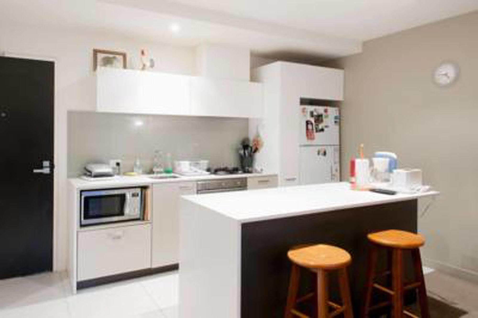 Inner Melbourne Serviced Apartments Экстерьер фото